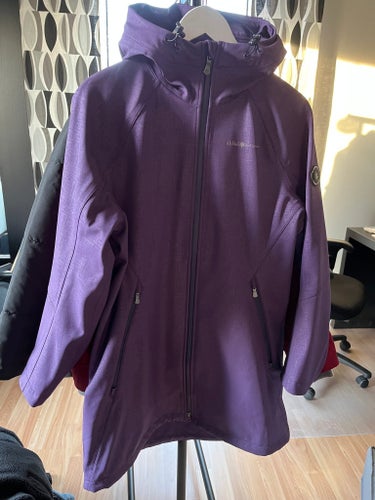 Ahkka Outdoor lila jacka, storlek 40