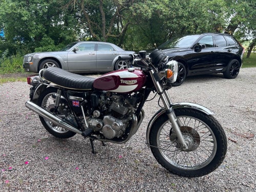 Triumph T160 Trident 1975 - svensksåld, cirka 1080 mil och en tidigare ägare