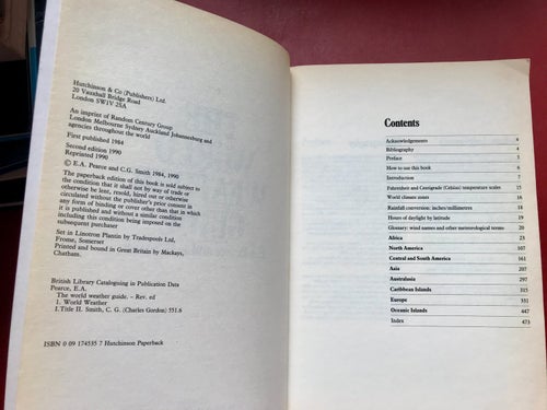THE WORLD WEATHER GUIDE E.A. Pearce C.G. Smith 1990