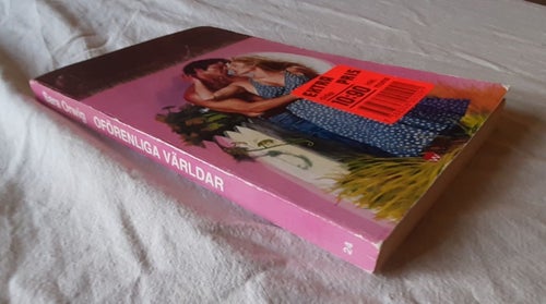 Oförenliga Världar av Sara Orwig, 1988. Pocket.Symfoni nr 24.