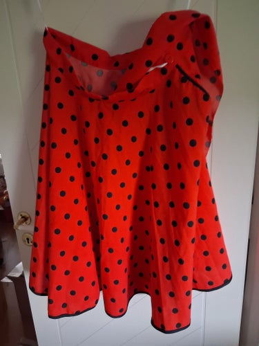 FUNNY FASHION röd kjol