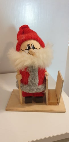 Juldekoration - Trätomte med släde