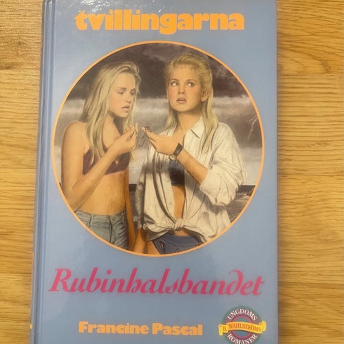 Tvillingarna: Rubinbalsbandet av Francine Pascal
