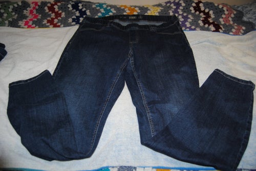 Denim mörkblåa jeans, storlek 48