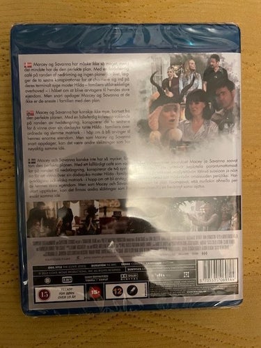 THE ESTATE Blu-ray Sv. text Toni Collette, David Duchovny *INPLASTAD*