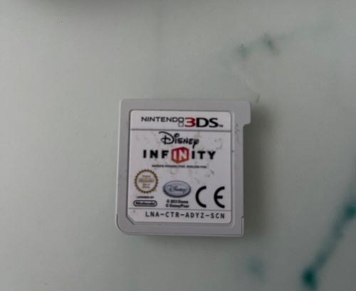 Disney Infinity Startpaket med Figurer och Spel