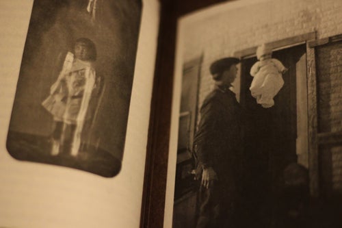 Miss Peregrines Besynnerliga Barn - Ransom Riggs - 2011