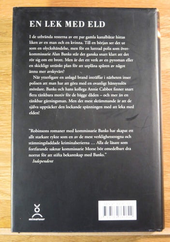 Peter Robinson En lek med eld Inbunden Nyskick!