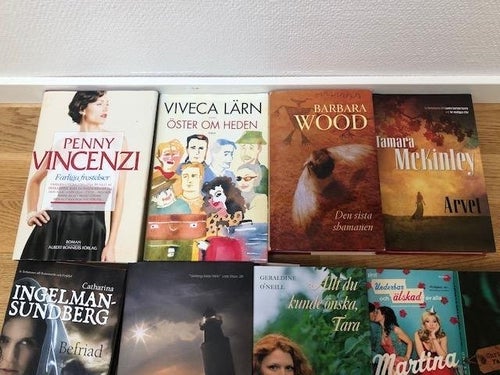 14 mixed Swedish books