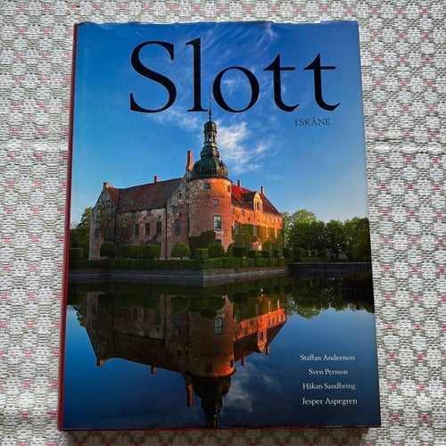 Slott i Skåne - Inbunden 300 sidor