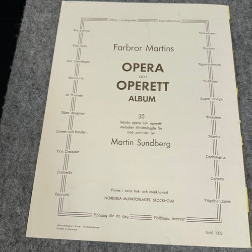 Farbror Martins melodibok - 50 melodi i lätta arrangemang för små pianister