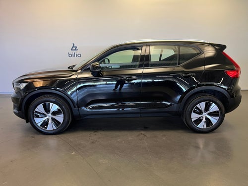 Volvo XC40 B4 FWD Bensin Momentum Advanced SE/ Backkamera/ Navigation/ 10.000kr