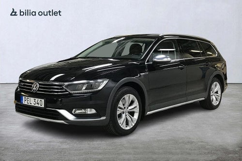 Volkswagen Passat Alltrack 2.0 TDI 4M DSG Executive 190hk Drag P-värm Carplay PD