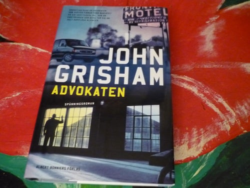 BOK, 2 STYCKEN BÖCKER, JOHN GRISHAM: ADVOKATEN, ELLEN MATTSON: SPLENDORVILLE