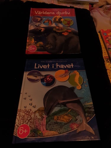 Världens djurliv OCH Livet i havet, 2 fantastiska böcker, se annons
