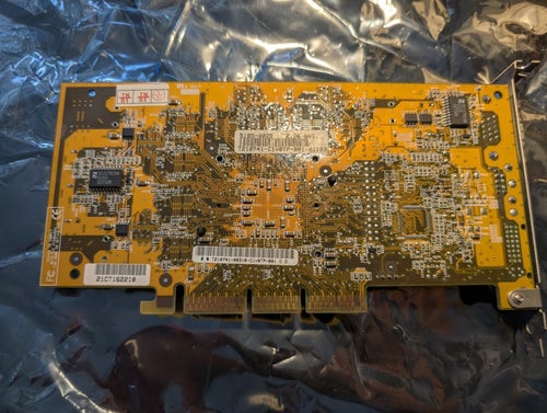 Asus V8200T2 Pure NVIDIA GeForce3 Ti 200 AGP 4x