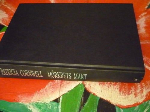 BOK, 2 STYCKEN BÖCKER, JOHN LE CARRÉ: SINGLE & SINGLE, PATRICIA CORNWELL: MÖRKRE