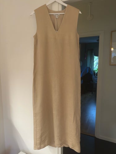 COS beige klänning linne