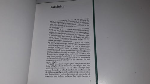 Biotop akvariet av Clausen Bøger och ICA-förlaget AB, 1979