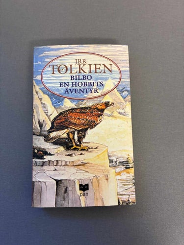 Bilbo en hobbits äventyr J.R.R. Tolkien