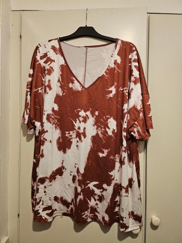 Vit, brun tunika, storlek 4XL