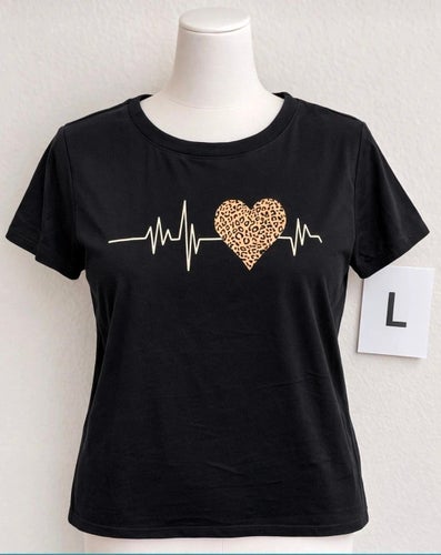 Svart t-shirt, storlek L