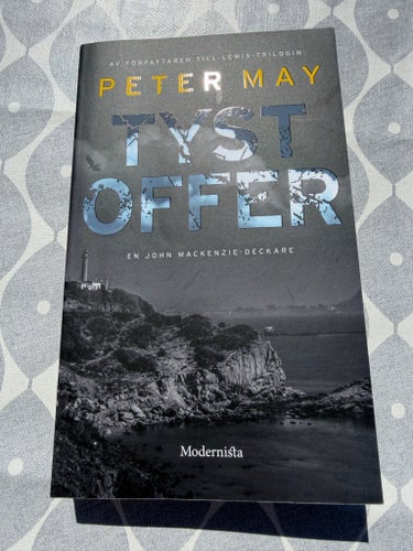 Tyst offer av Peter May, 2020