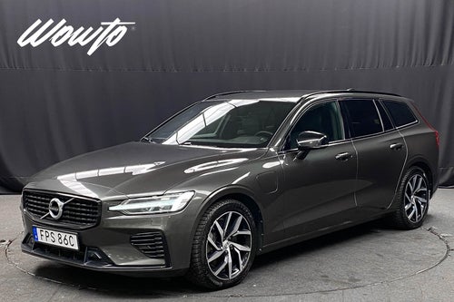 Volvo V60 Recharge T6 AWD 341HK R-Design /B-Kamera /Moms