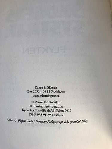 SKOGENS SYSTRAR Flykten Petrus Dahlin 2010