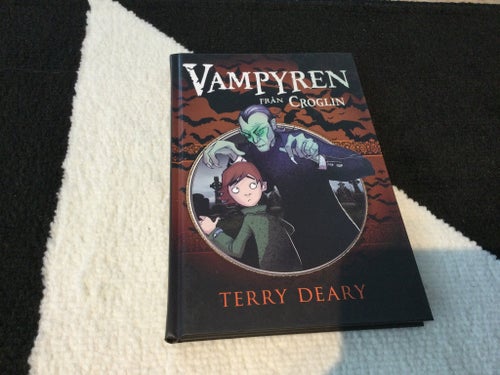 Vampyren Från Croglin av Terry Deary (Nyskick)