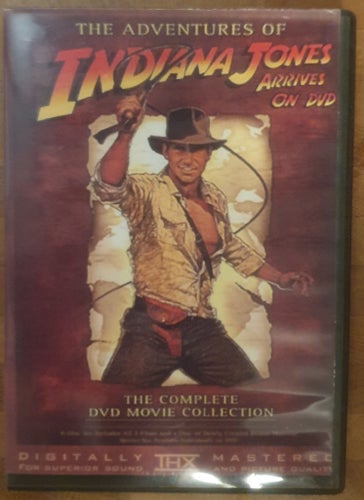 Indiana Jones Trilogi på DVD de första 3 inköpt i utlandet men har text.