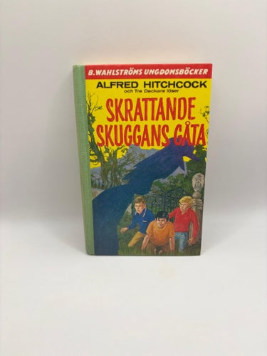 Alfred Hitchcock och Tre Deckare löser Skrattande skuggans gåta – B. Wahlströms