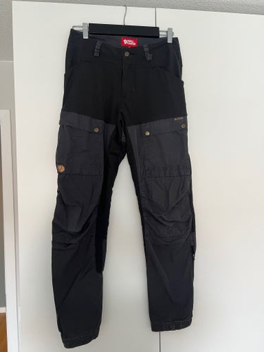 Fjällräven ”Keb” byxor, storlek 40