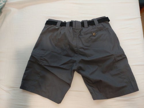 T&P gråa shorts, 38, nya
