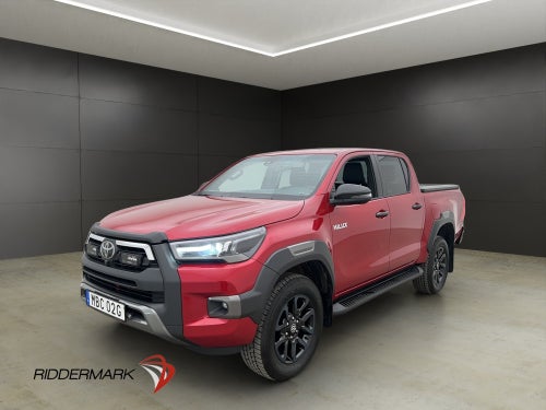 Toyota HiLux Invincible 2.8 4WD Drag JBL Diff MOMS Nyservad
