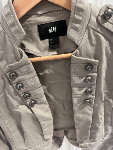 H&M grå kavaj/jacka, storlek 34