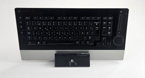 Logitech diNovo Edge trådlöst tangentbord med Bluetooth - Batmans tangentbord