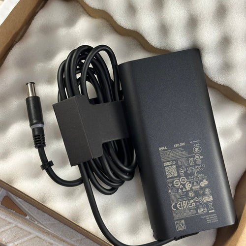 Dell AC-adapter 180W (HA180PM210) – Original laddare med 7.4mm kontakt i nyskick