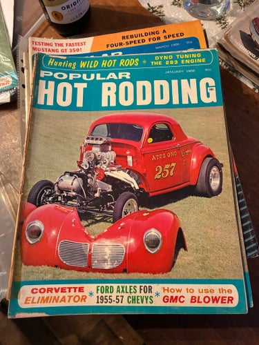 Popular Hot Rodding, Januari 1966