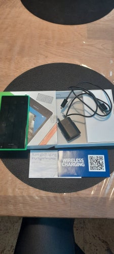 Nokia Lumia 735