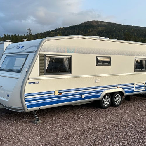 POLAR 680 Svit 2012