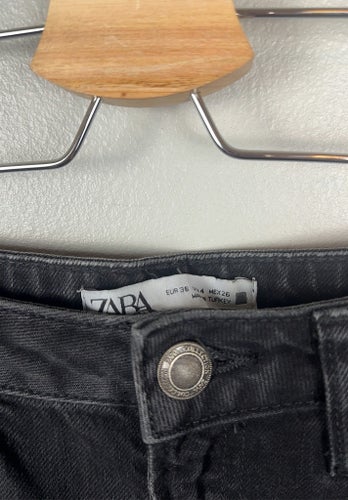 Zara-jeans