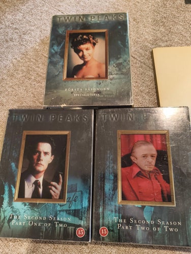 Twin Peaks - Första säsongen, Andra säsongen del 1 och 2 (DVD)