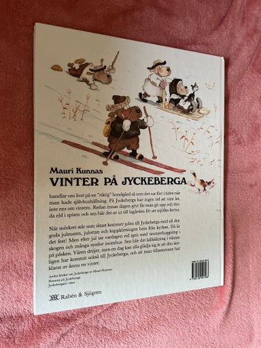 Vinter på Jyckeberga av Mauri Kunnas, 1998 Mycket fint onamnat skick!
