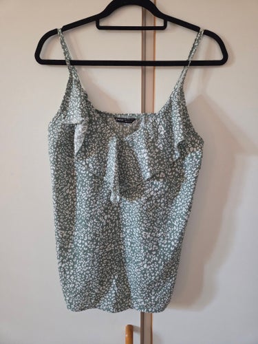 SHEIN grön topp, storlek L