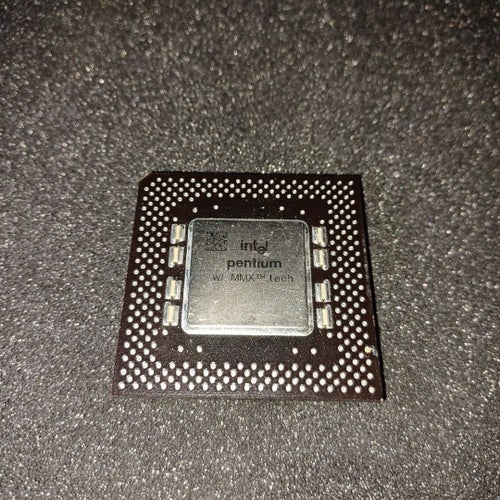 Intel Pentium MMX 200MHz