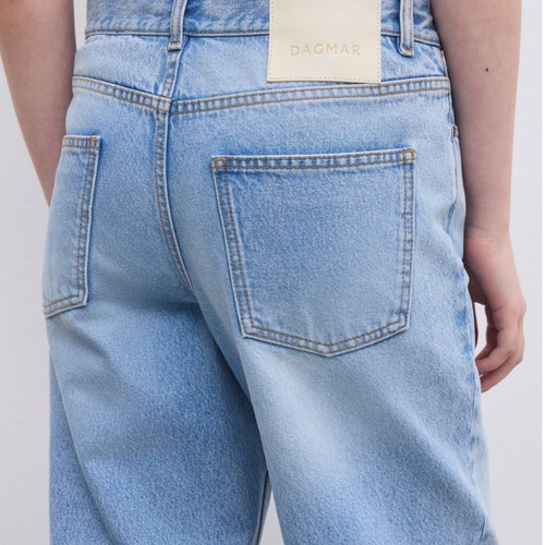 Dagmar baggy fit denim, storlek 25/32 (stora i strl)