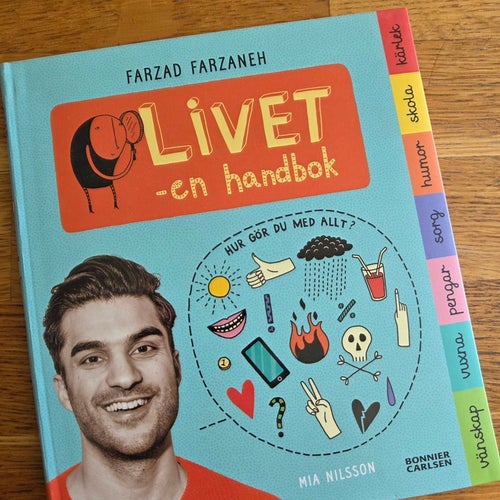 Livet - en handbok av Farzad Farzaneh, 2017