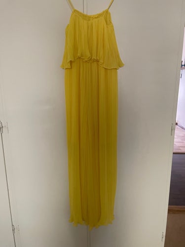 Zara gul jumpsuit, storlek XS