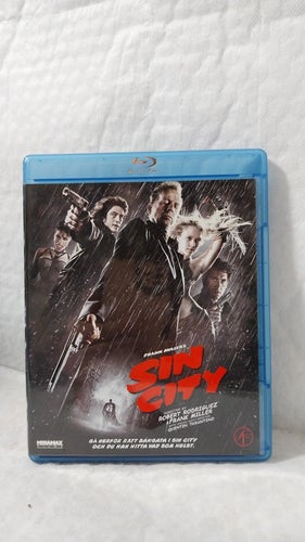 Sin City 2006 Blu-ray